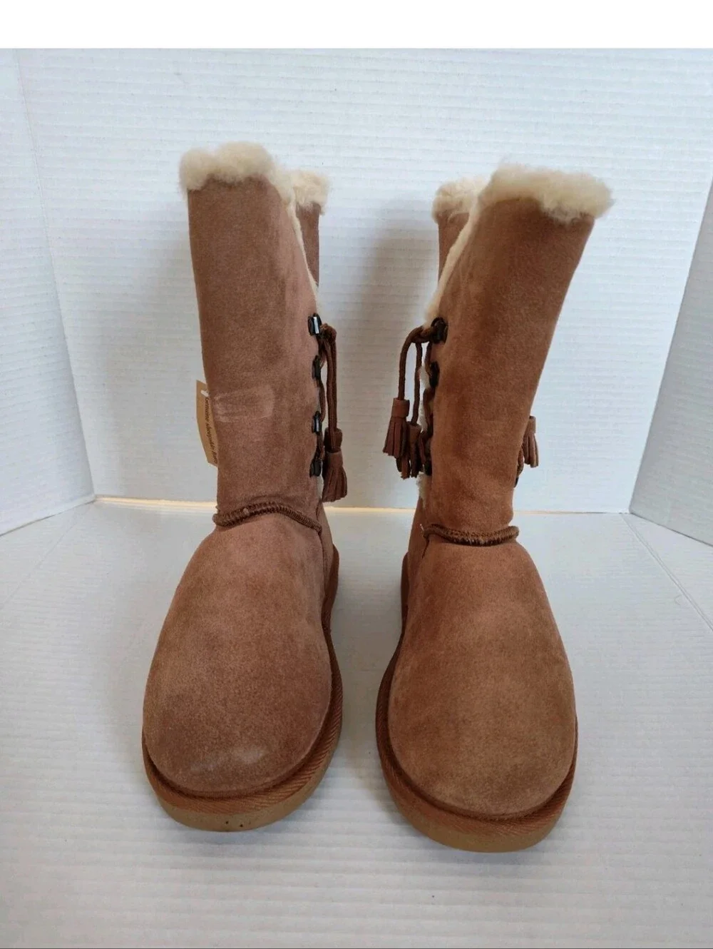 Tamarac Suede and Sheepskin Boots Women's Size 8 Chestnut Brown Tahoe